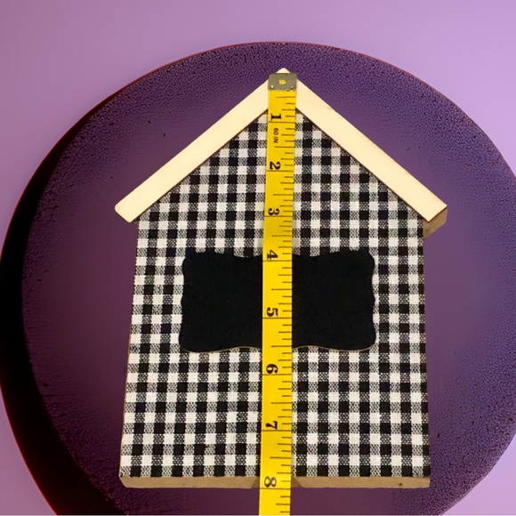 ADORABLE GINGHAM DECORATIVE CHALK BOARD SET! 1 HOUSE & 1 HANGING PLAQUE - Picture 6 of 16